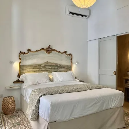 Apartment Artist With Private Roof Terrace