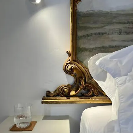 Artist With Private Roof Terrace * Floriana